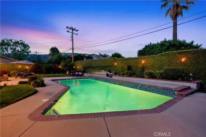 252 S Hacienda, Glendora, California 91741