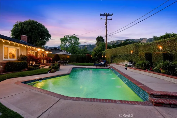 252 S Hacienda, Glendora, California 91741