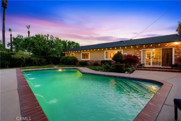 252 S Hacienda, Glendora, California 91741