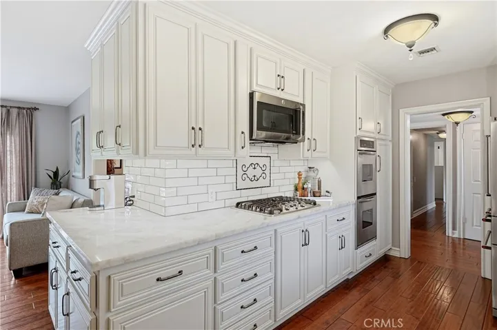 252 S Hacienda, Glendora, California 91741