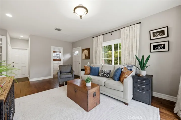 252 S Hacienda, Glendora, California 91741