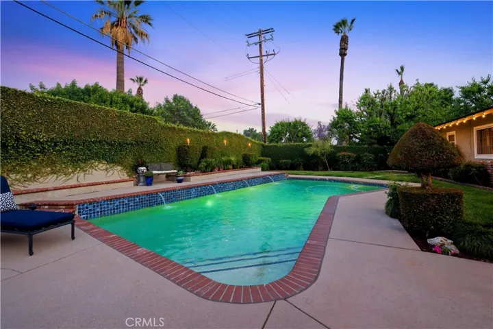 252 S Hacienda, Glendora, California 91741