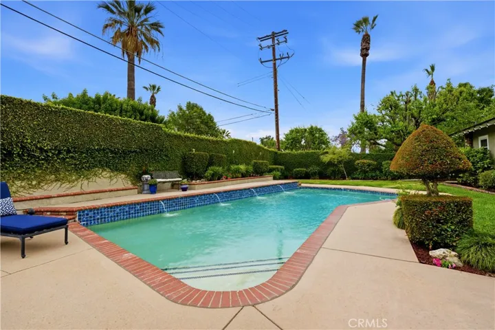 252 S Hacienda, Glendora, California 91741