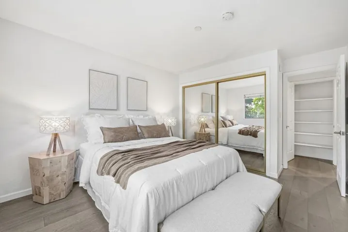 4151 El Camino Way M, Palo Alto, California 94306