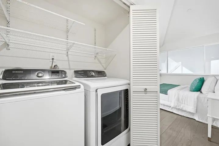 4151 El Camino Way M, Palo Alto, California 94306