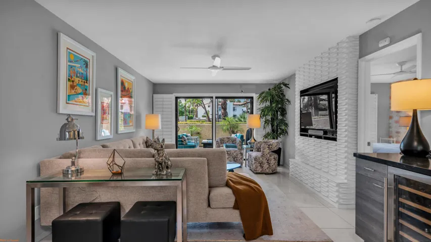 Bar to living room