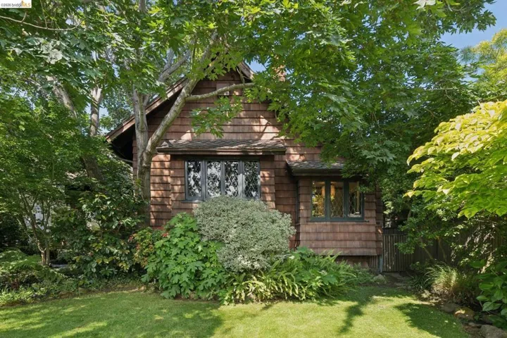 17 Eucalyptus Road, Berkeley, California 94705
