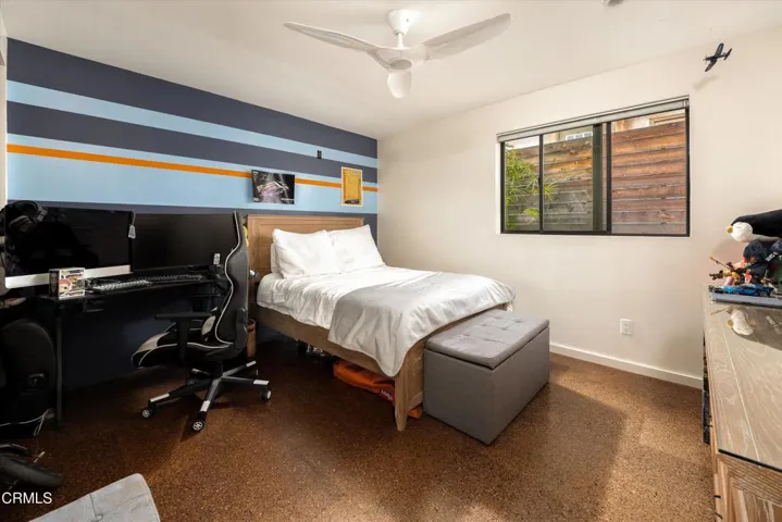 25-11 Romaine Dr - 25