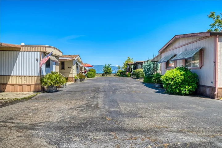 2776 Lakeshore, Lakeport, California 95453