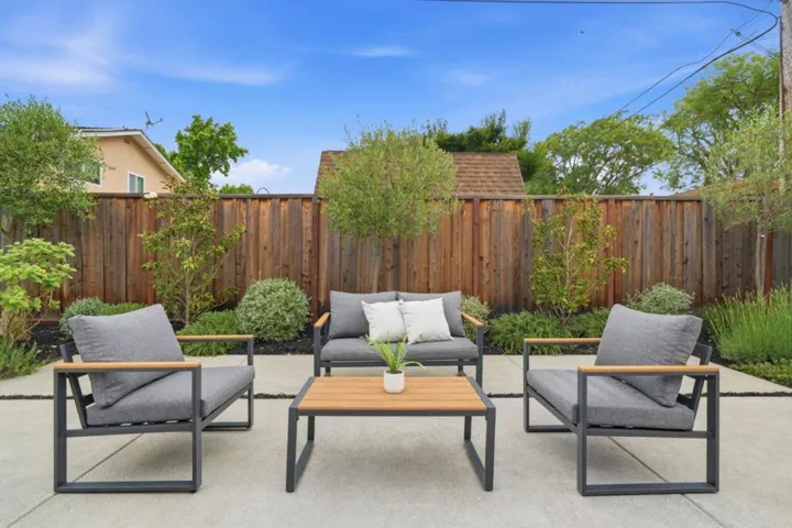 918 Mangrove Avenue, Sunnyvale, California 94086