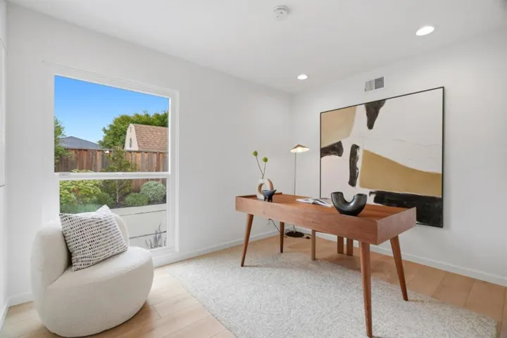 918 Mangrove Avenue, Sunnyvale, California 94086