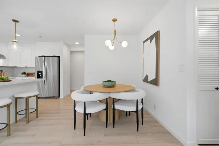 918 Mangrove Avenue, Sunnyvale, California 94086