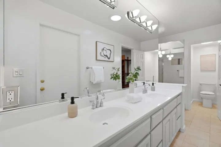 918 Mangrove Avenue, Sunnyvale, California 94086