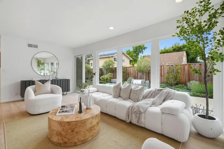 918 Mangrove Avenue, Sunnyvale, California 94086