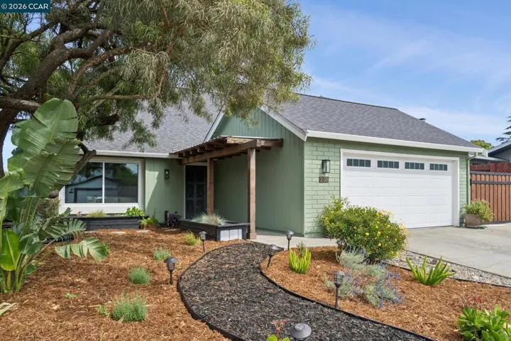 203 Radnor Court, Benicia, California 94510