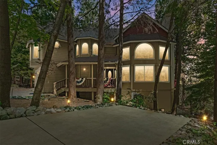 28670 Shenandoah Drive, Lake Arrowhead, California 92352