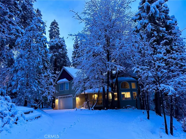 28670 Shenandoah Drive, Lake Arrowhead, California 92352