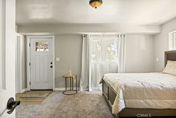 28670 Shenandoah Drive, Lake Arrowhead, California 92352