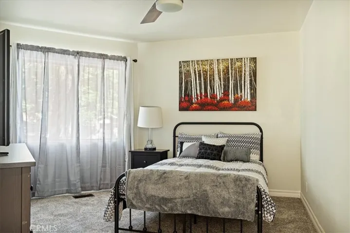 28670 Shenandoah Drive, Lake Arrowhead, California 92352