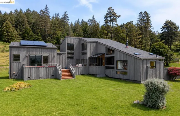 335 Spur Close, The Sea Ranch, California 95497