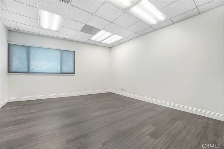 20631 Ventura Boulevard, Woodland Hills, California 91364