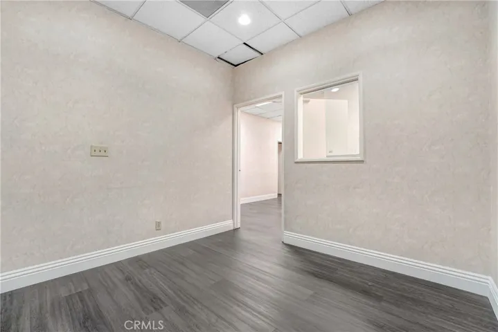 20631 Ventura Boulevard, Woodland Hills, California 91364