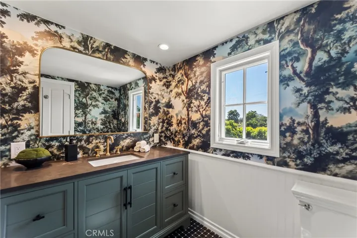 Bonus Room Bathroom