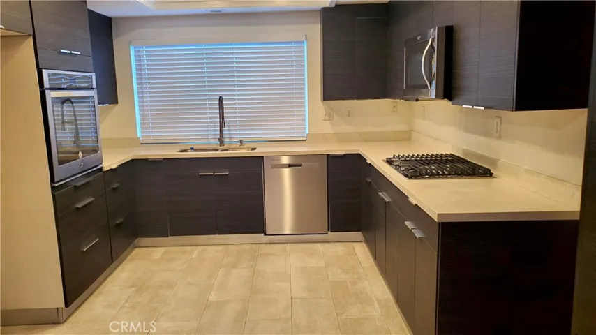 1030 S Rimwood Drive, Anaheim Hills, California 92807