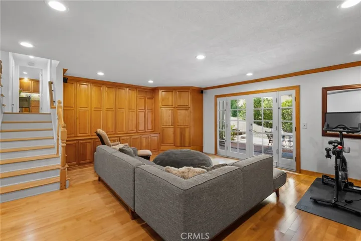 5522 Modena, Agoura Hills, California 91301