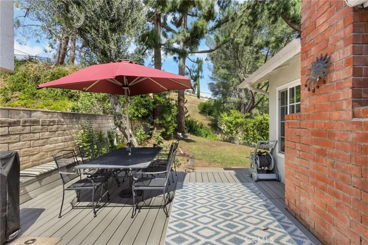 5522 Modena, Agoura Hills, California 91301