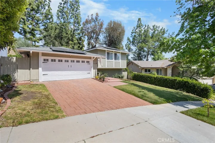 5522 Modena, Agoura Hills, California 91301