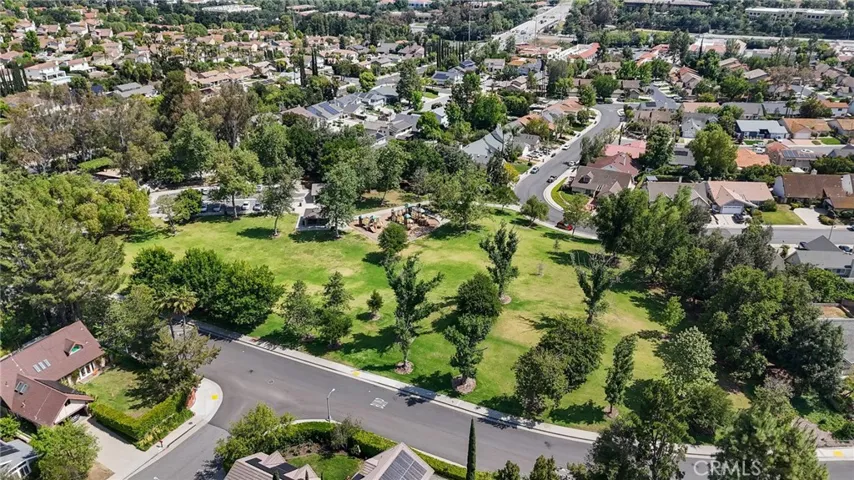 5522 Modena, Agoura Hills, California 91301