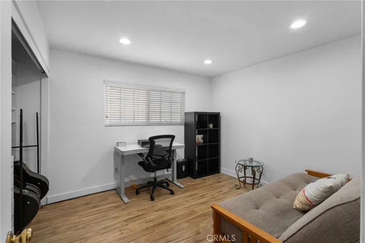 5522 Modena, Agoura Hills, California 91301