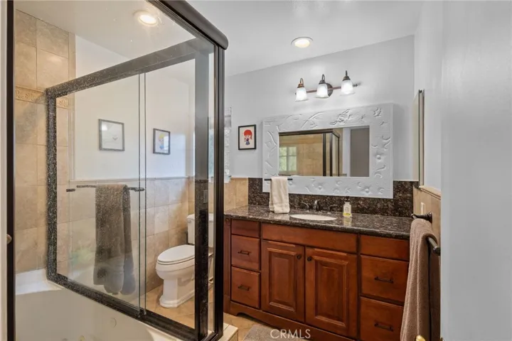 5522 Modena, Agoura Hills, California 91301