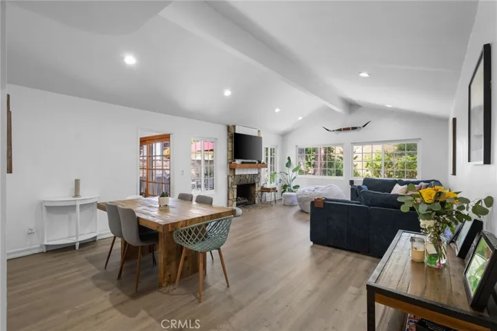 5522 Modena, Agoura Hills, California 91301