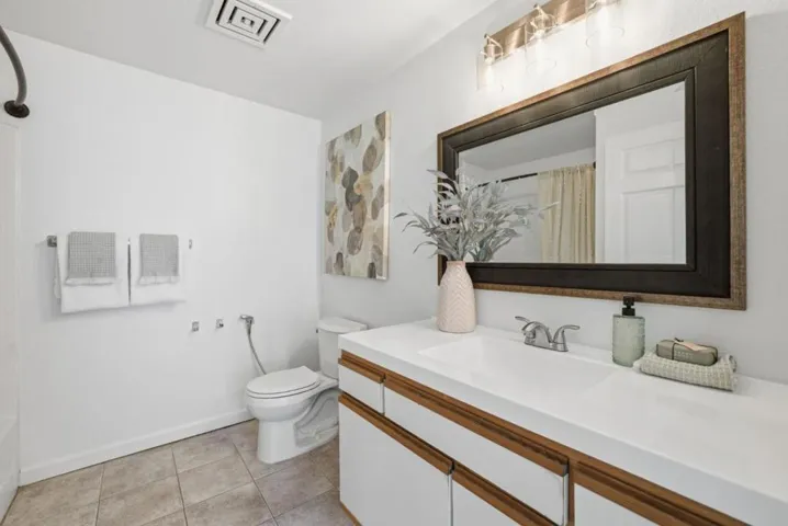 951 S 12th 311, San Jose, California 95112