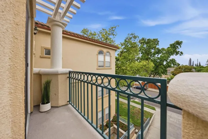 951 S 12th 311, San Jose, California 95112