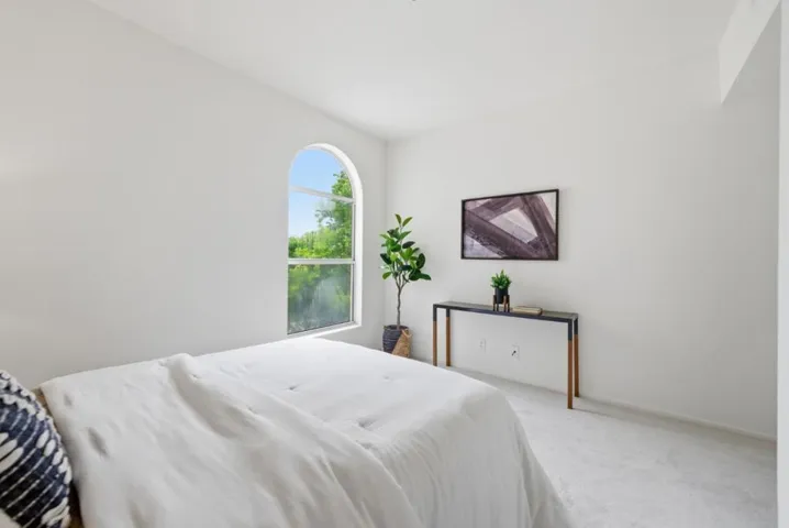 951 S 12th 311, San Jose, California 95112