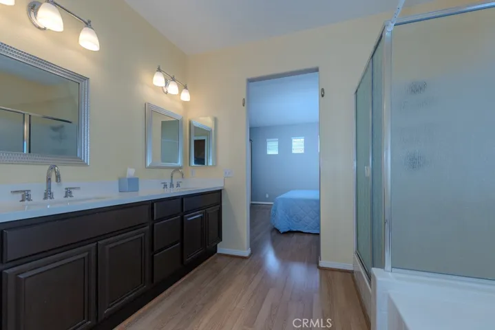 Double Sick vanity