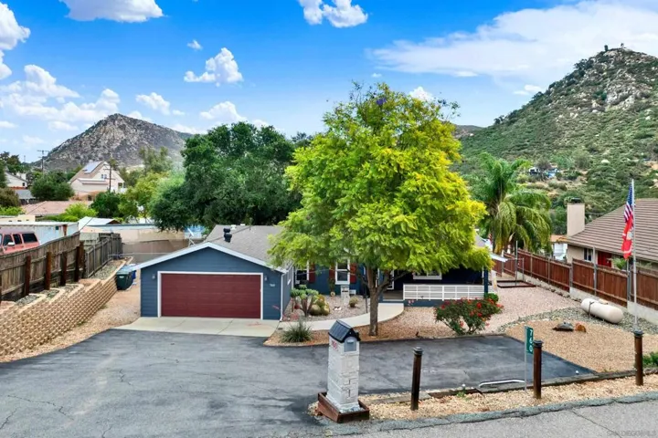 760 Lingel Dr, El Cajon, California 92019