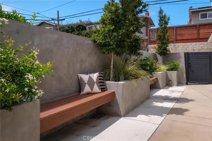 South Facing Patio