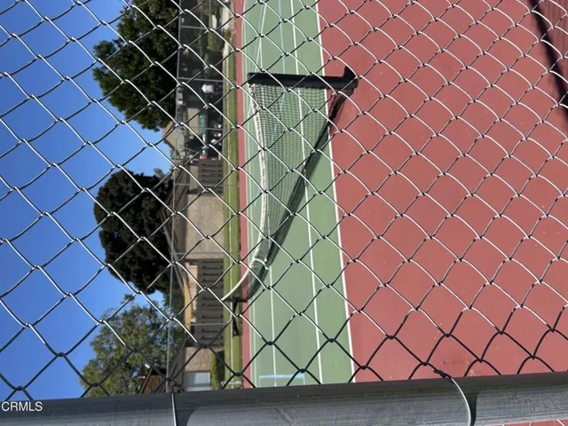 Flicker tennis pickle