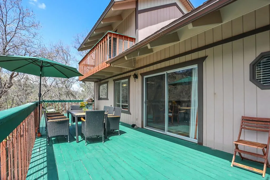 013_Deck off Living Room
