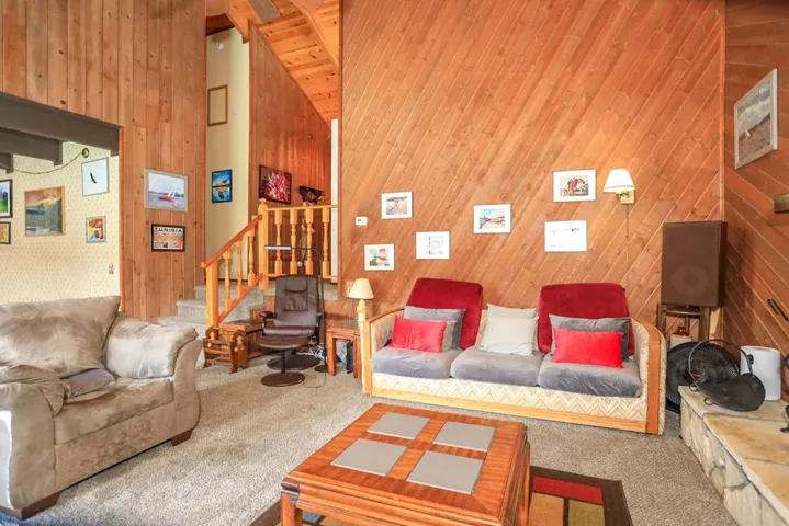 005_Living Room