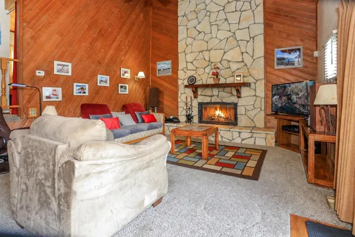 004_Living Room with Stone Fireplace