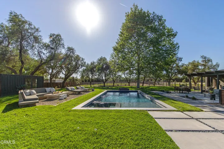 2145 Edison St Web-1