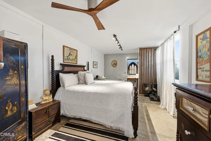 2145 Edison St Web-46