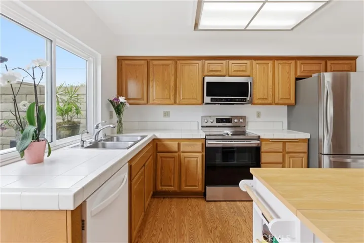 10466 Smoke River Court, Fountain Valley, California 92708
