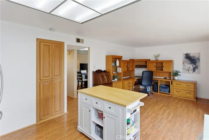 10466 Smoke River Court, Fountain Valley, California 92708