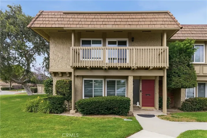 10466 Smoke River Court, Fountain Valley, California 92708